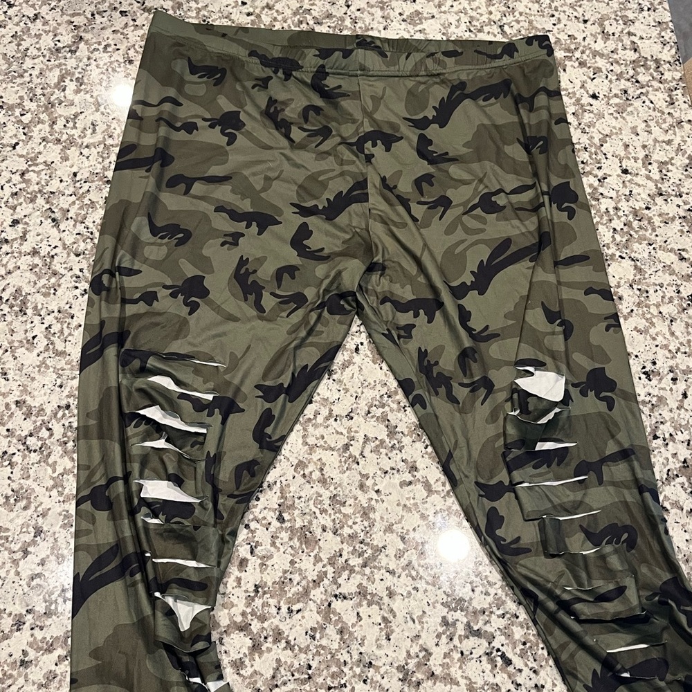 Shein Curve camo leggings with distress rips